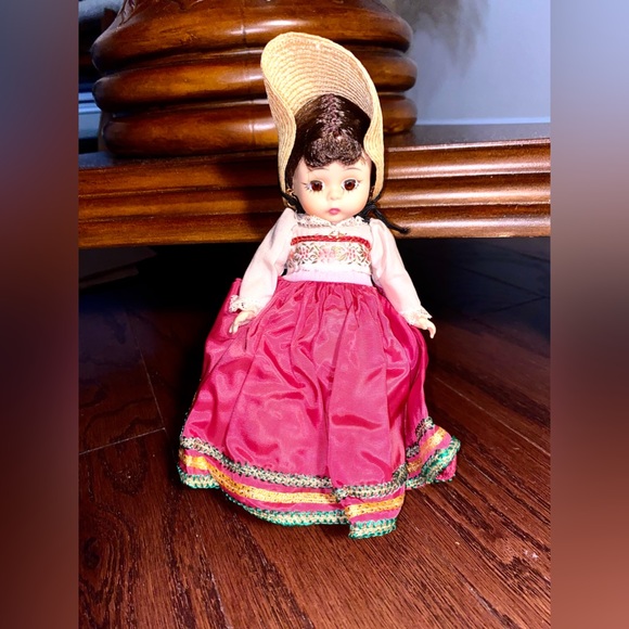 Vintage Madame Alexander Italian Doll Italy Costume Embroidery 1962 - Picture 2 of 12